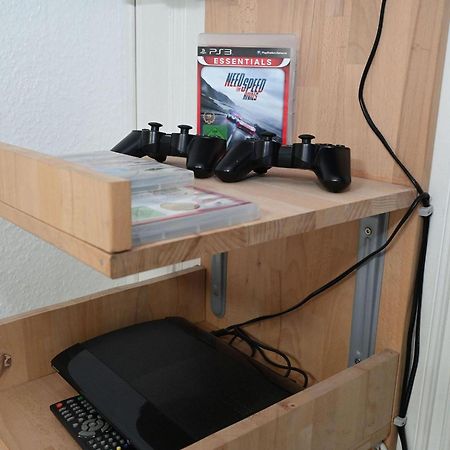 Haus-Karin-Ferienwohnung-2 บือซุม ภายนอก รูปภาพ
