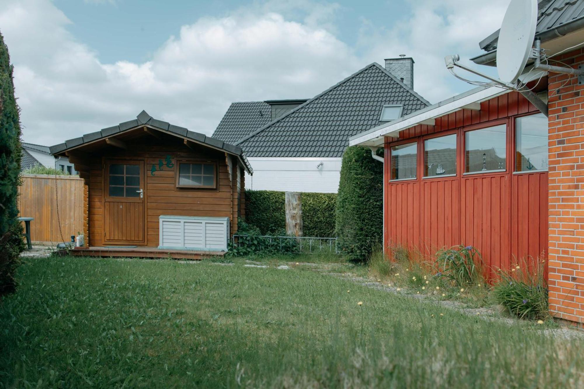 Haus-Karin-Ferienwohnung-2 บือซุม ภายนอก รูปภาพ